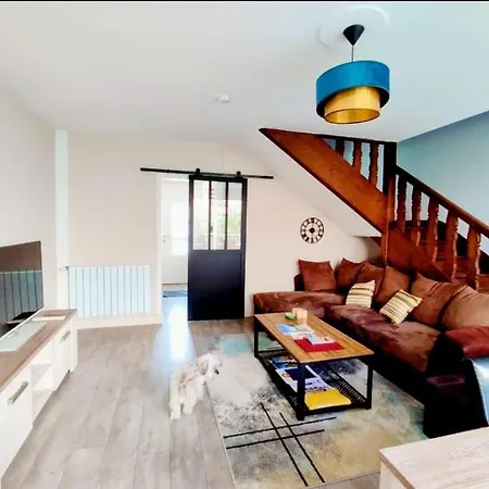 Holiday home Appt En Duplex, Centre-Ville, Jardin, Terrasse, Parking A 5 Min A Pied De La Plage *